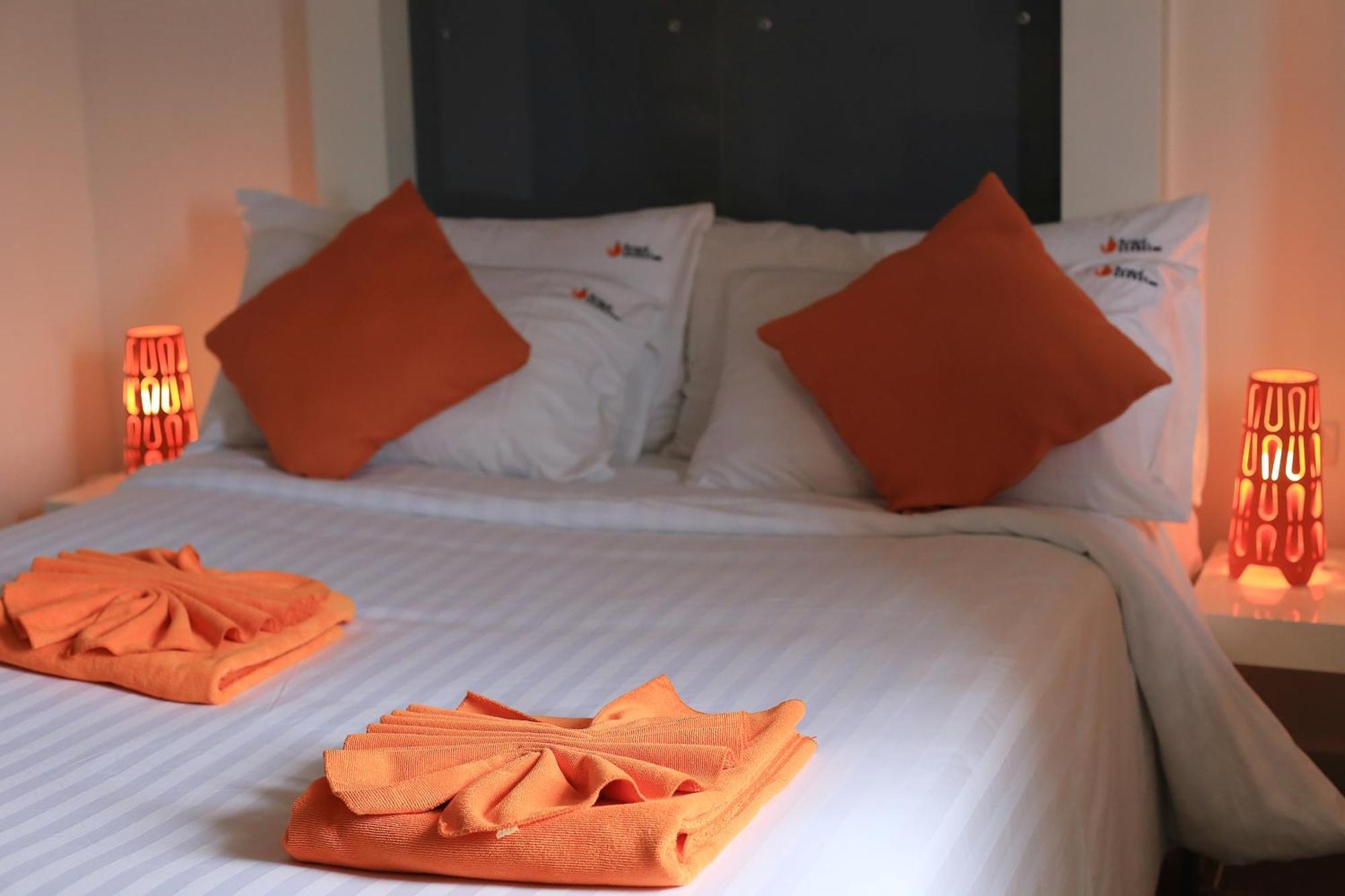 The Original Orange Hotel Nakhon Si Thammarat Room photo
